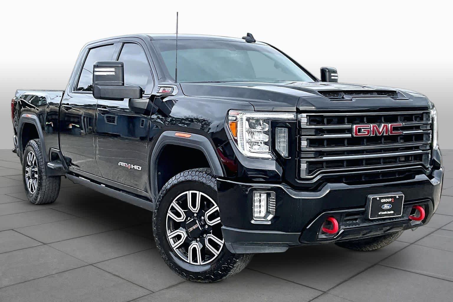Used 2023 GMC Sierra 2500 AT4 AWD/4WD image 4