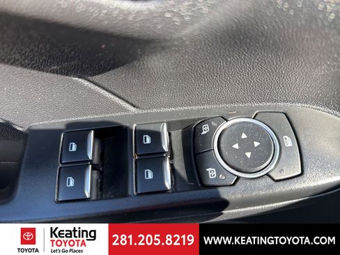 Used 2025 Ford Escape ST-Line image 11