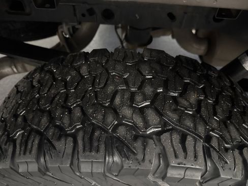 Used 2022 Ford F150 XLT w/ Equipment Group 302A High image 16