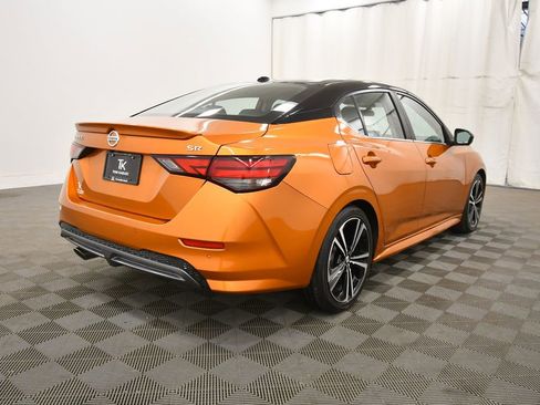 Used 2023 Nissan Sentra SR w/ SR Premium Package FWD image 8