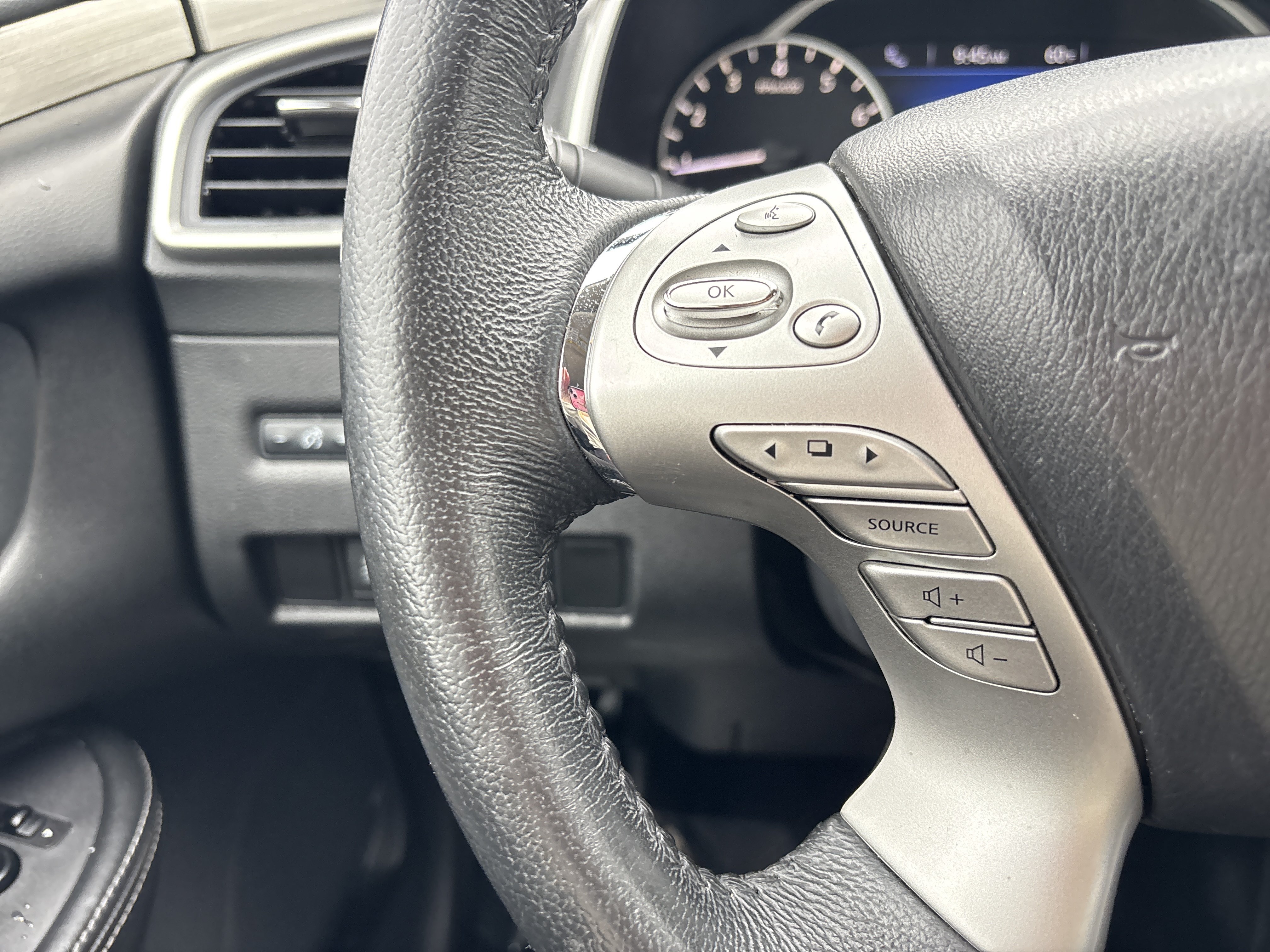 Used 2018 Nissan Murano SV AWD/4WD image 27