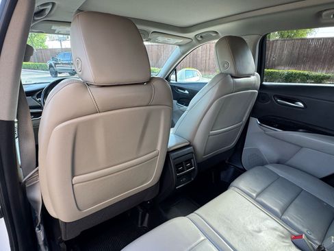 Used 2020 Cadillac XT4 Premium Luxury w/ Driver Awareness Package image 32