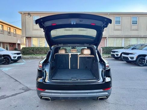 Used 2019 Porsche Cayenne E-Hybrid image 11