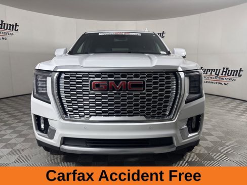 Used 2024 GMC Yukon Denali image 3