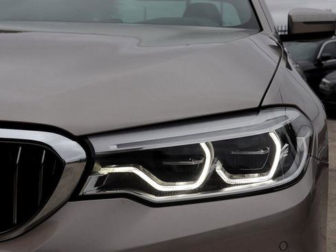 Used 2019 BMW 540i xDrive w/ Executive Package image 52