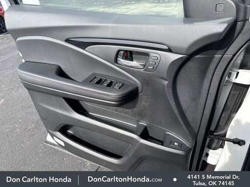 New 2026 Honda Ridgeline Black Edition image 10