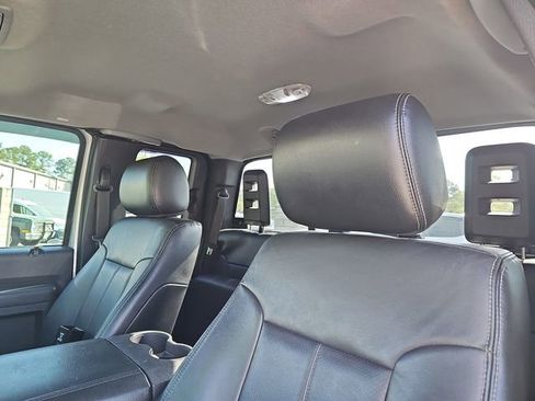 Used 2015 Ford F250 Lariat w/ Chrome Package image 12
