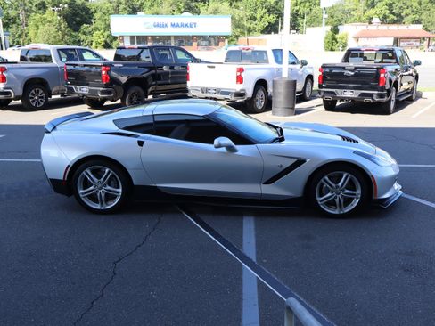 Used 2017 Chevrolet Corvette Stingray Coupe w/ 3LT Preferred Equipment Group RWD image 11
