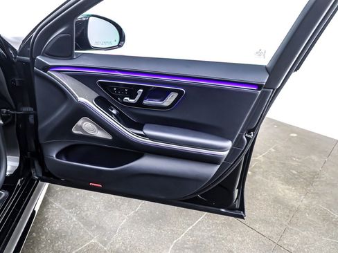 Used 2023 Mercedes-Benz S 500 4MATIC image 24