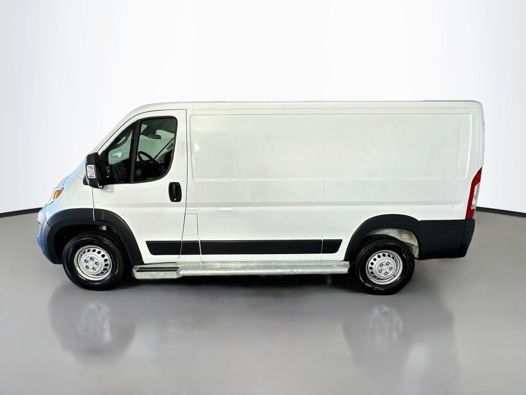 Used 2025 RAM ProMaster 2500 w/ U-Haul Equipment Group FWD image 4