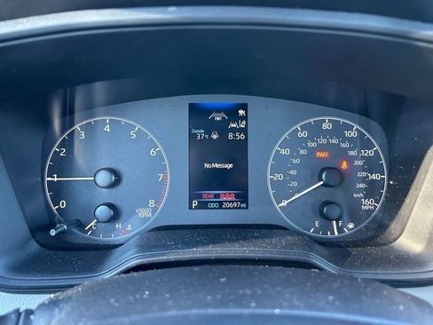 Used 2024 Toyota Corolla Cross L image 22