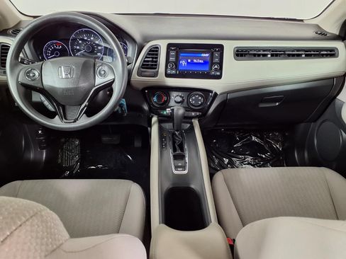 Used 2018 Honda HR-V LX image 13