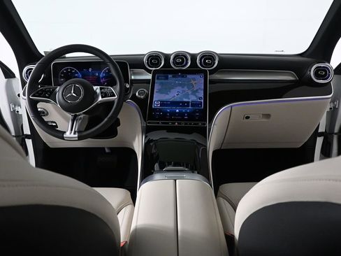 Certified 2026 Mercedes-Benz GLC 300 image 16