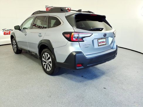 Certified 2023 Subaru Outback Premium image 4