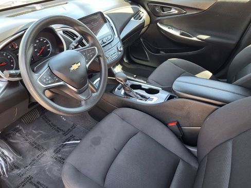 Used 2024 Chevrolet Malibu LT FWD image 10