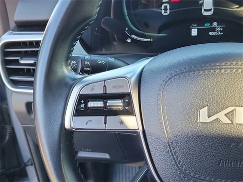 Used 2024 Kia Telluride S image 26
