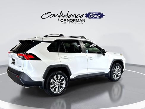 Used 2024 Toyota RAV4 XLE Premium FWD image 9