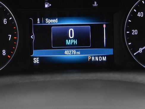 Used 2022 Buick Encore Preferred w/ Safety Package AWD/4WD image 20