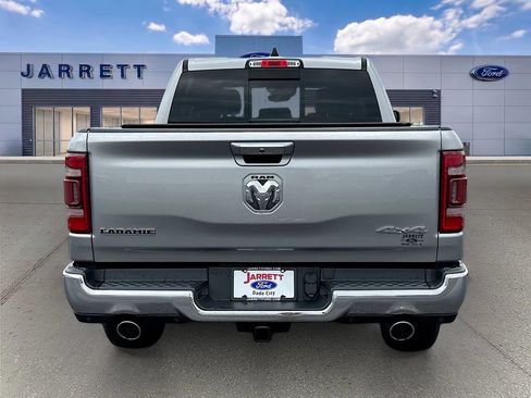 Used 2022 RAM 1500 Laramie AWD/4WD image 7