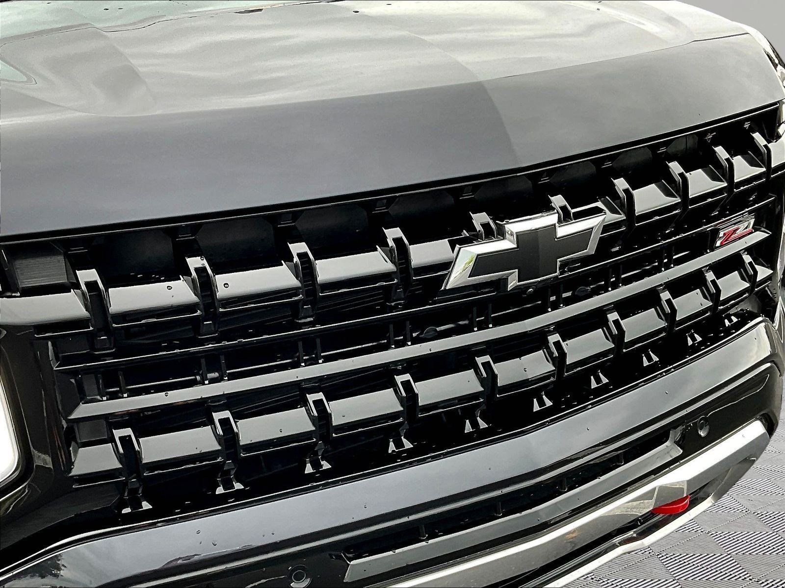 Used 2026 Chevrolet Tahoe Z71 w/ Comfort Package AWD/4WD image 34
