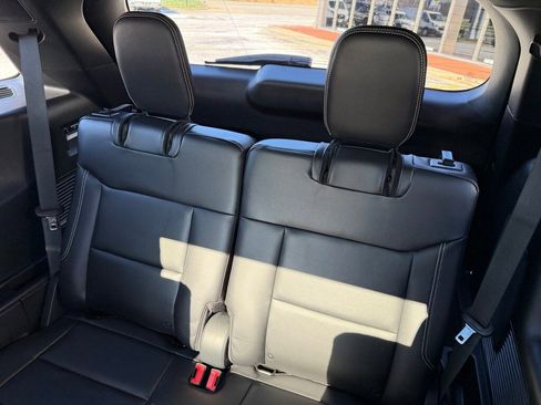 Used 2020 Ford Explorer ST w/ ST Street Pack image 19