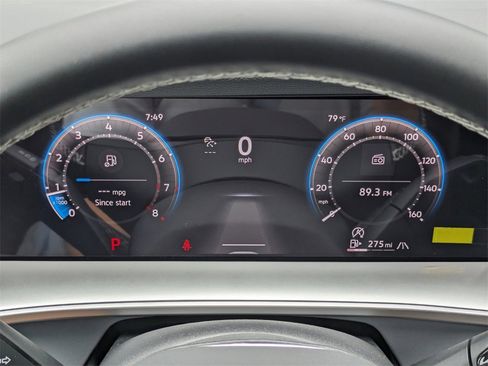 New 2025 Volkswagen Tiguan SE image 27