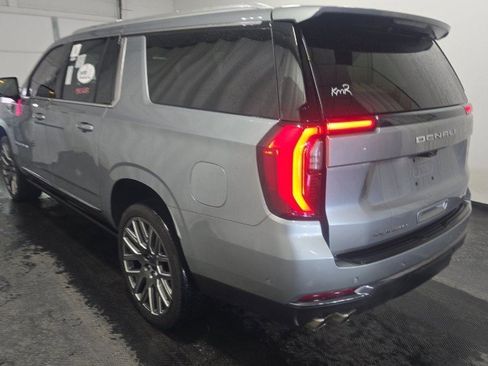 Used 2025 GMC Yukon XL Denali Ultimate image 6