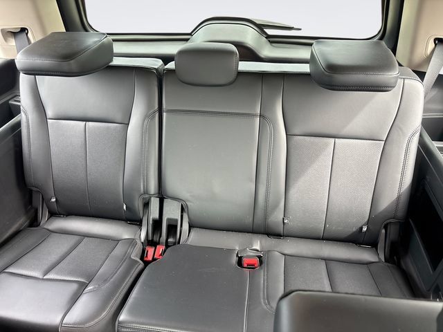 Used 2023 Ford Expedition XLT RWD image 24