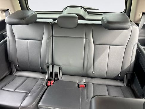 Used 2023 Ford Expedition XLT RWD image 24