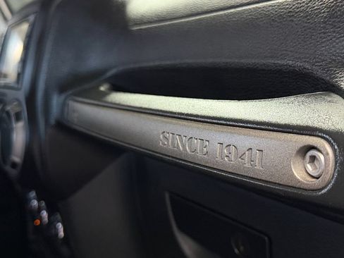 Used 2017 Jeep Wrangler Sport AWD/4WD image 21
