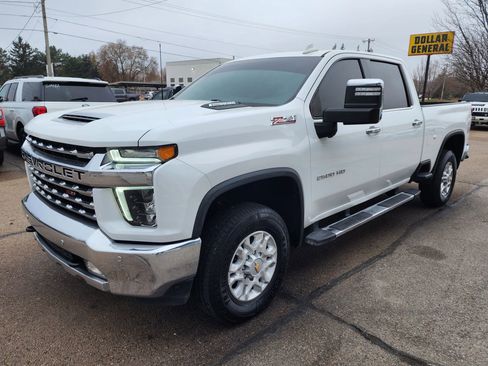 Used 2022 Chevrolet Silverado 2500 LTZ w/ LTZ Convenience Package image 4