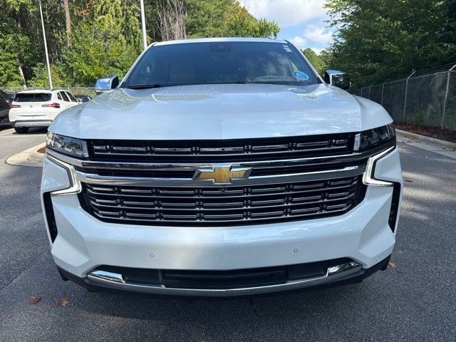 Used 2024 Chevrolet Suburban Premier AWD/4WD image 2