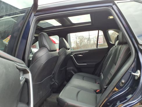 Used 2023 Toyota RAV4 XSE w/ Premium Package image 15