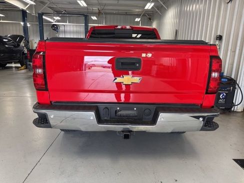 Used 2018 Chevrolet Silverado 1500 LT w/ LT Plus Package AWD/4WD image 9