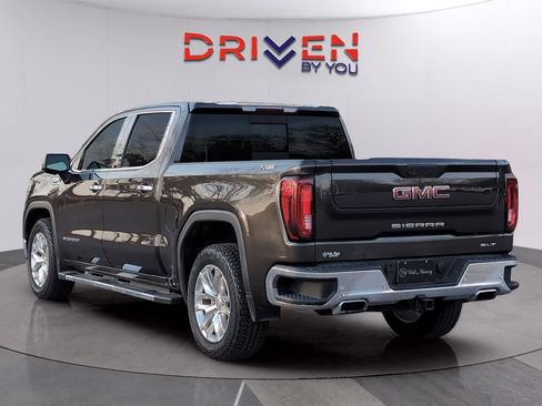 Used 2021 GMC Sierra 1500 SLT w/ SLT Premium Package image 3