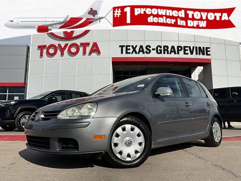 Used 2009 Volkswagen Rabbit S image 1