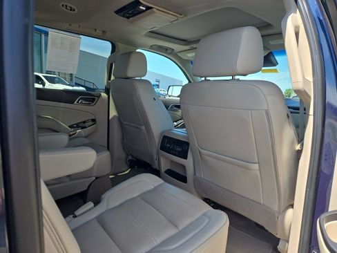Used 2020 GMC Yukon XL Denali w/ Denali Ultimate Package AWD/4WD image 13