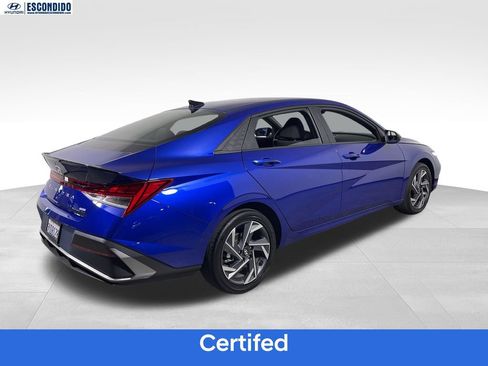 Certified 2025 Hyundai Elantra SEL FWD image 5