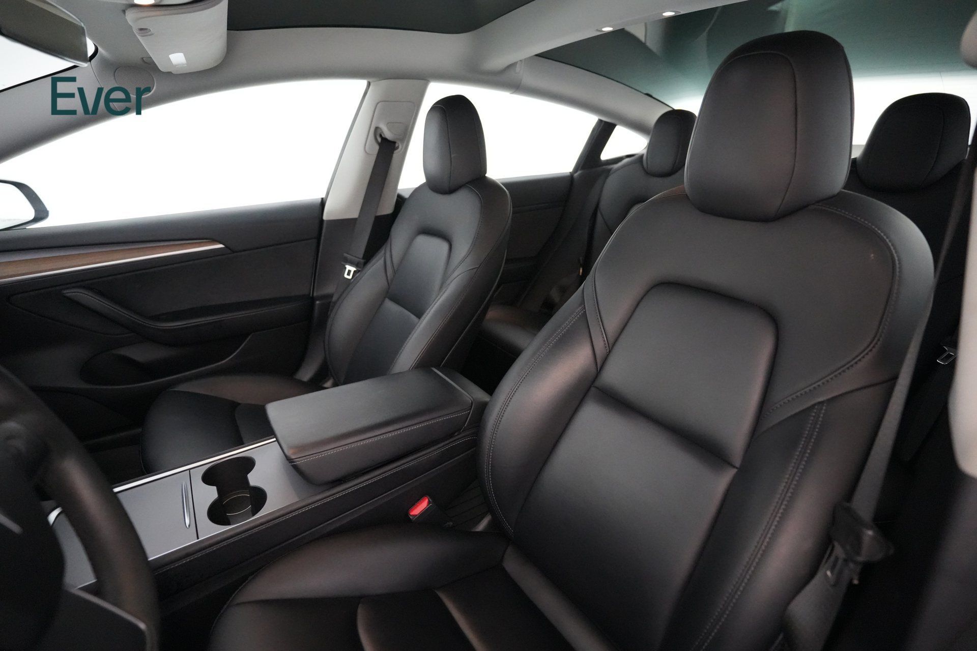 Used 2021 Tesla Model 3 Standard Range Plus RWD image 4