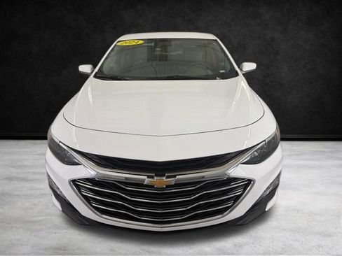 Used 2024 Chevrolet Malibu LT FWD image 3