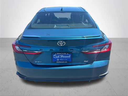 Used 2025 Toyota Camry SE FWD image 8