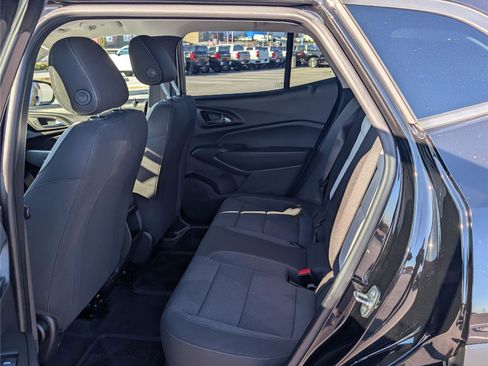Used 2025 Chevrolet Trax LS image 12