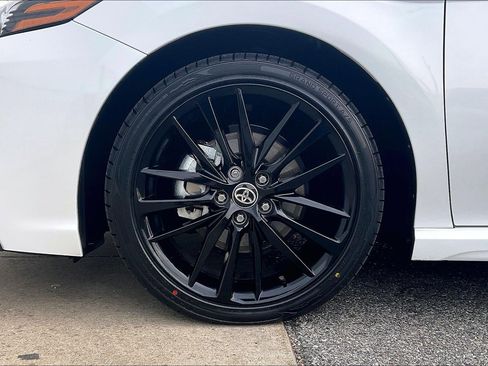 Used 2024 Toyota Camry XSE image 11