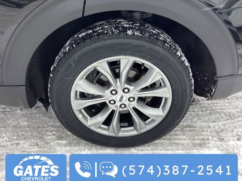 Used 2023 Ford Explorer Limited image 39