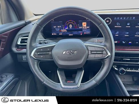 Used 2025 Chevrolet Traverse Z71 AWD/4WD image 20