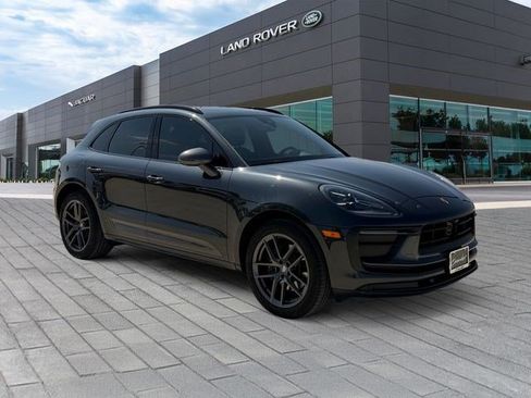 Used 2025 Porsche Macan AWD/4WD image 7