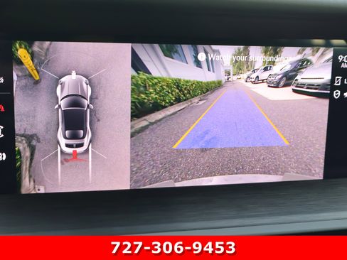 Used 2024 Porsche 911 Cabriolet image 4