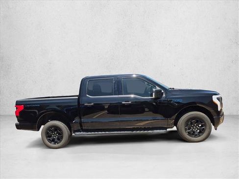 Certified 2025 Ford F150 Lightning XLT AWD/4WD image 4