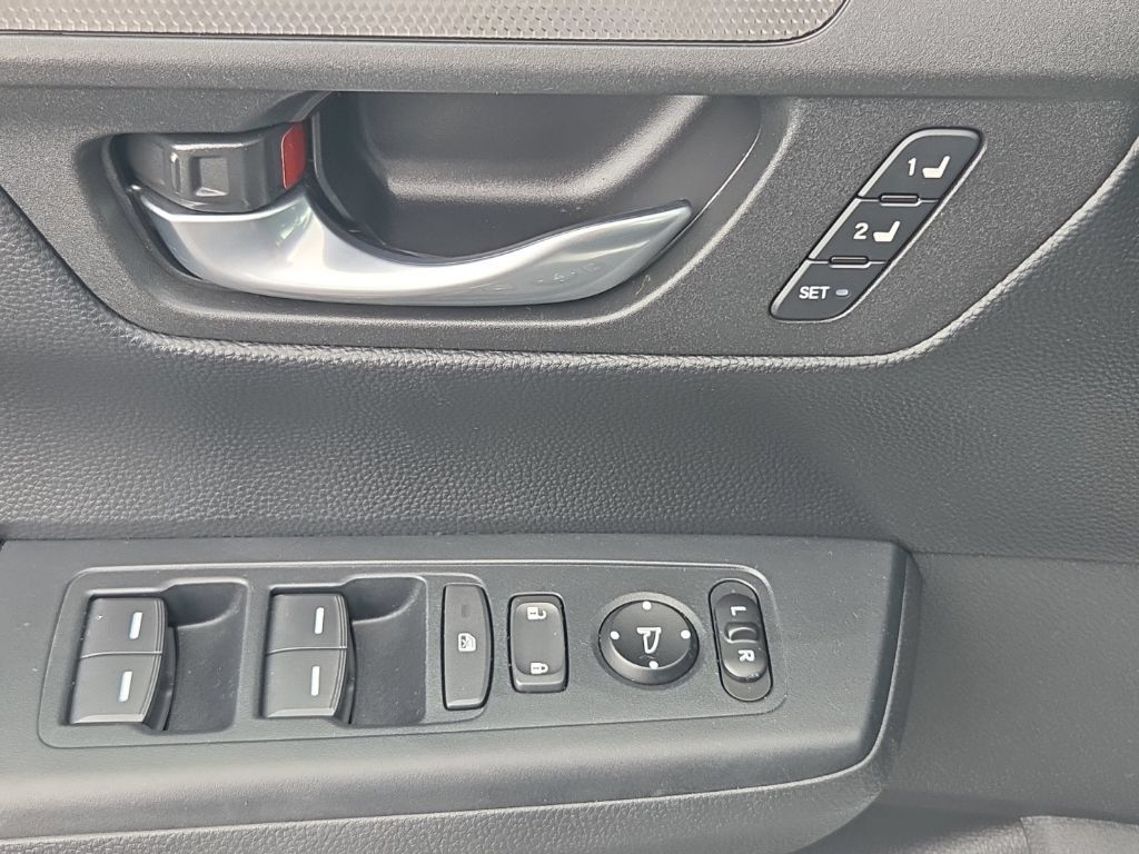 Used 2024 Honda CR-V Sport-L image 28