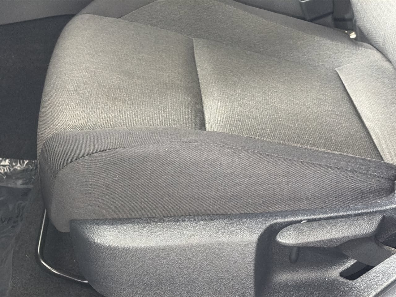 Used 2025 Toyota Camry LE FWD image 18